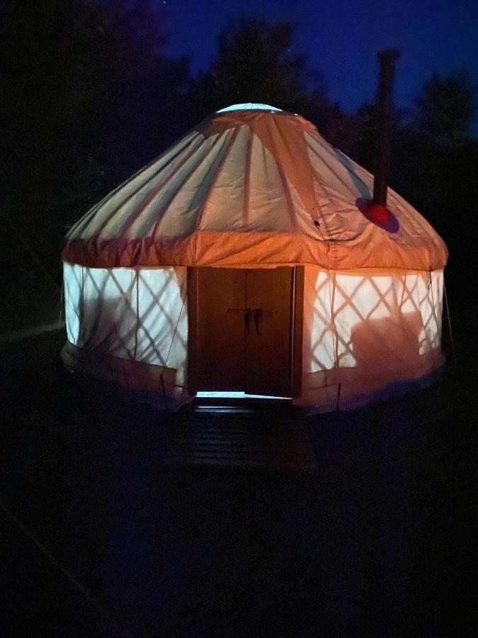 Mill Haven Place Glamping-Yurt 2 哈佛威斯特 外观 照片